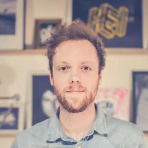 Romain D. - Brand & Web Designer DA/UX/UI