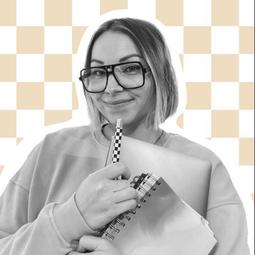Hannah M. - Graphiste - Direction Artistique