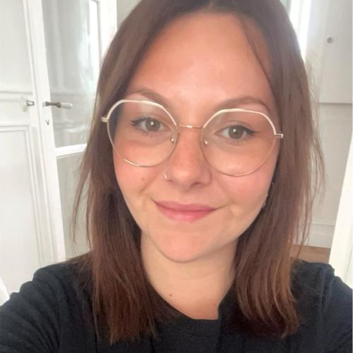 Marine B. - Visual merchandiser