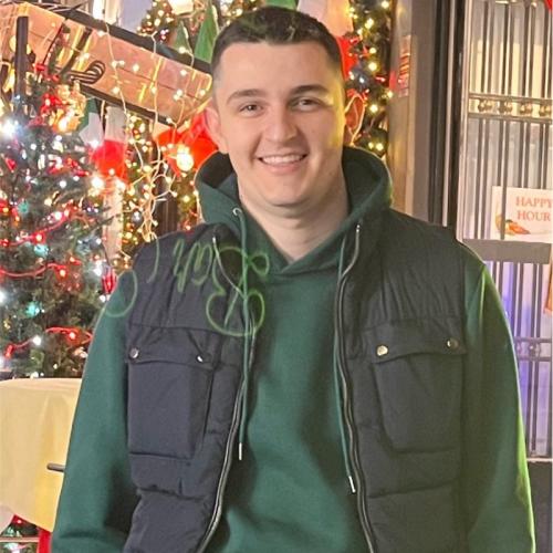 Arsid S. - Community Manager