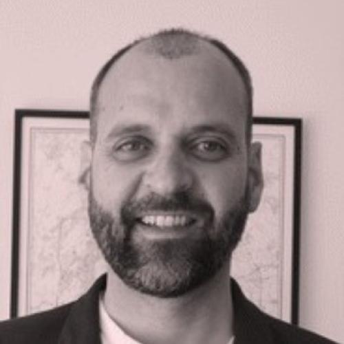 Yvan M. - Expert Géomatique et Data analyst