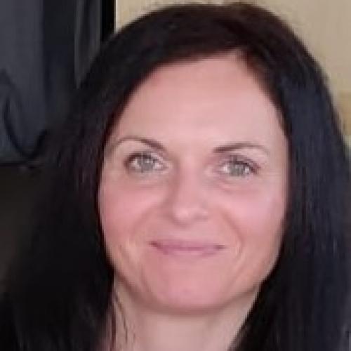 Rabia K. - Responsable RH / Office manager