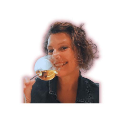 Jenny L. - Le vin c'est toute ma vie !