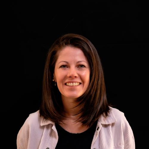 Anne-laure C. - Graphiste l Illustratrice ✏️✨️