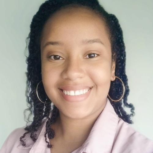 Anaïs T. - Assistante Administrative