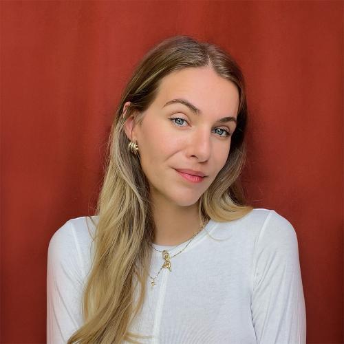 Jade L. - Identité visuelle / Communication / Modéliste