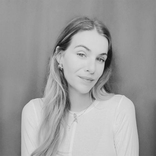 Jade L. - Identité visuelle / Communication / Modéliste