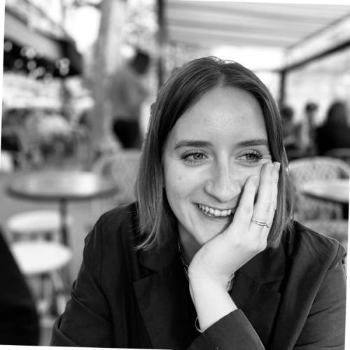 Chloé L. - Directrice Artistique & Copywriting