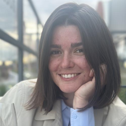 Manon E. - Consultante en Marketing Digital & Brand Content