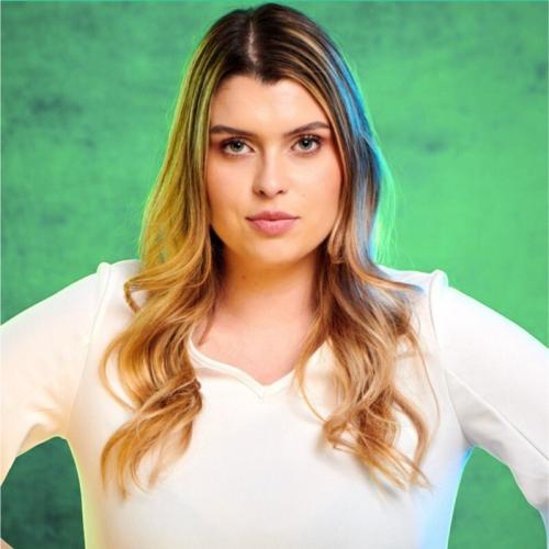 Jenni M. - CEO Agence de communication Com' une étincelle