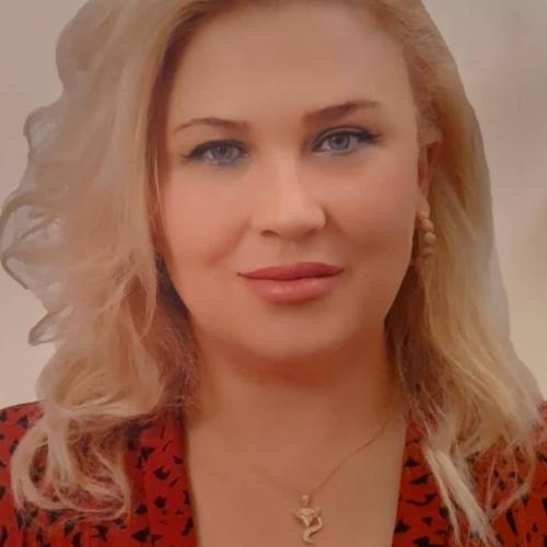 Chanel G. - Expert en affaires internationales