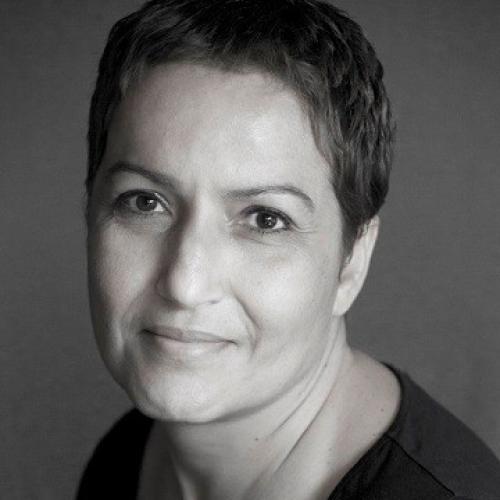 Zora D. - Responsable Achat