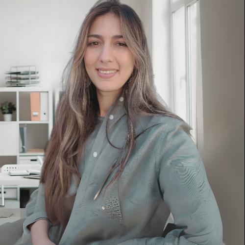 Kahina M. - Social Media & Community Manager | Communication Digitale