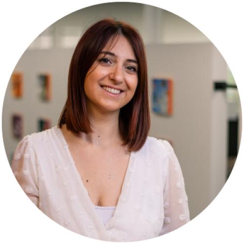 Chloé S. - Chargée de marketing et communication