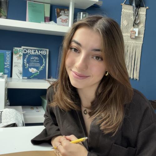 Noélie C. - Designer accessoire, bijouterie, joaillerie,Haute-joaillerie