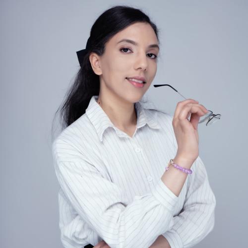 Sarah E. - Graphiste Webdesigner