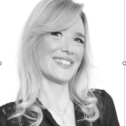Davina V. - Chef de Projet / PMO