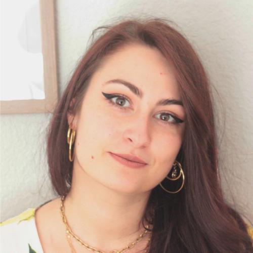 Louise M. - Graphiste
