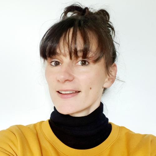 Julie C. - Conceptrice-rédactrice Environnement RSE Sciences