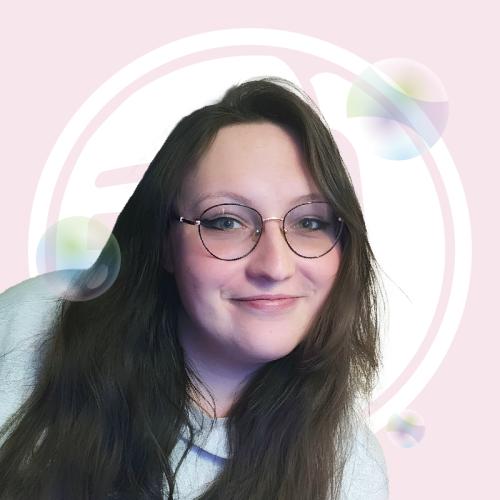Andréa B. - Chargée de communication / Graphiste