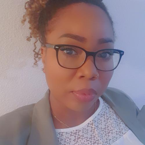Régine C. - Gestionnaire administratif et financier