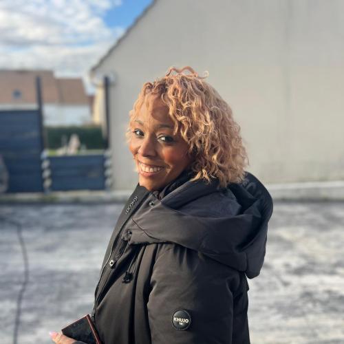 Jessica M. - OFFICE MANAGER - FINANCES EXPERIMENTEE