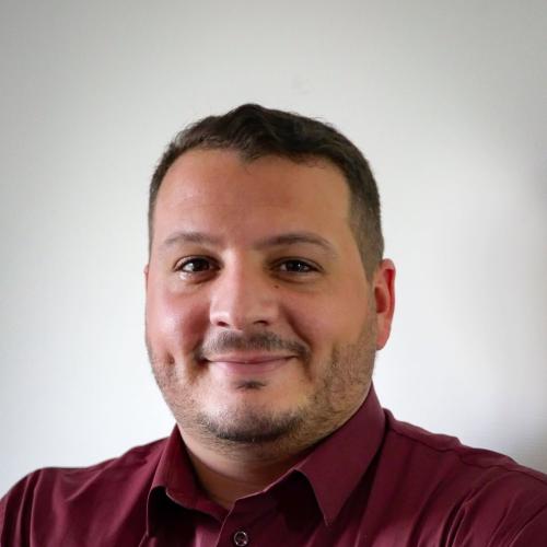 Ismail Z. - Product marketing manager - Content manager