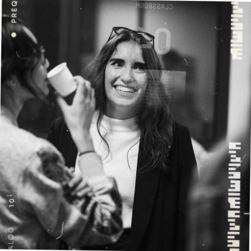 Emilie P. - Directrice Artistique & Graphiste