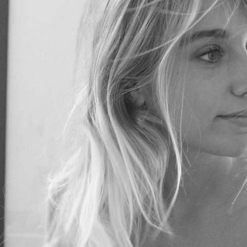Alison D. - Réalisatrice & photographe