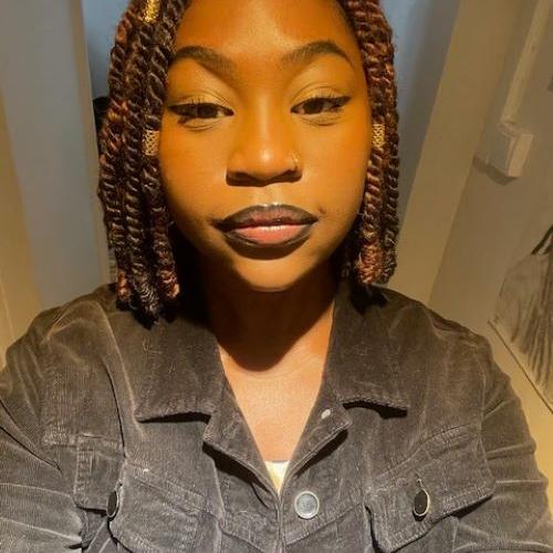 Emilie X. - Conseillère Relation Client à Distance