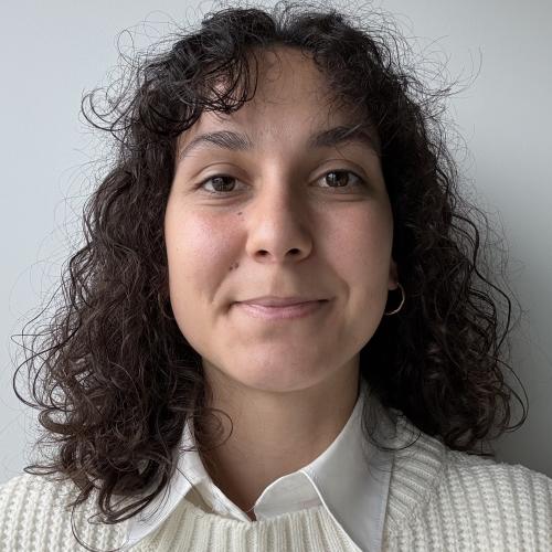 Samira B. - Juriste Affaires - Contrats