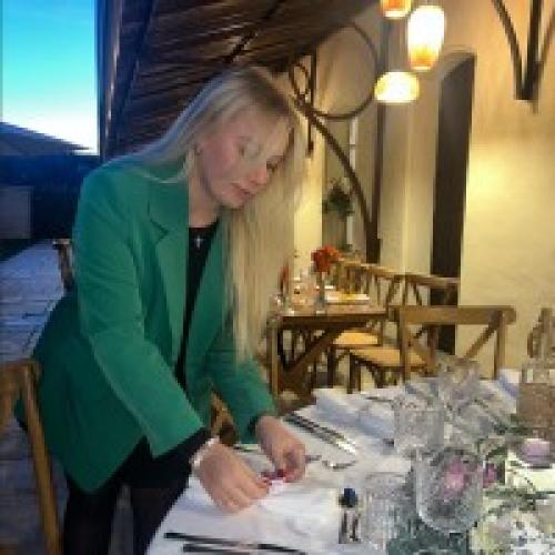 Charlotte  G. - Event Planner