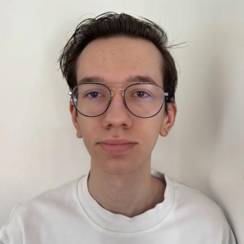 Logan C. - Graphiste 2D et 3D