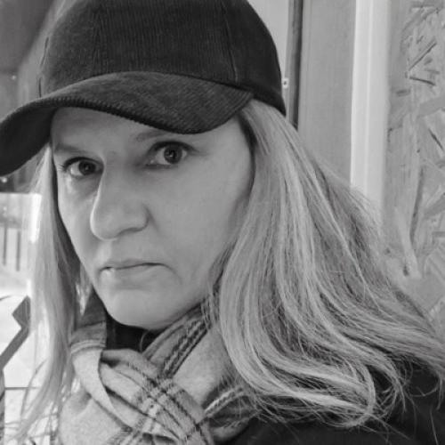 Cécile J. - Graphiste Designer