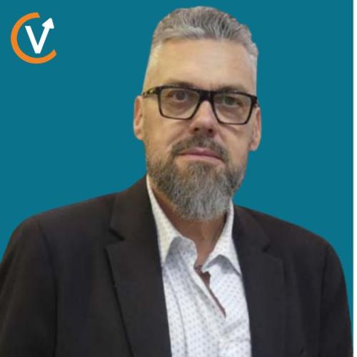 Cedric D. - Consultant en développement commercial