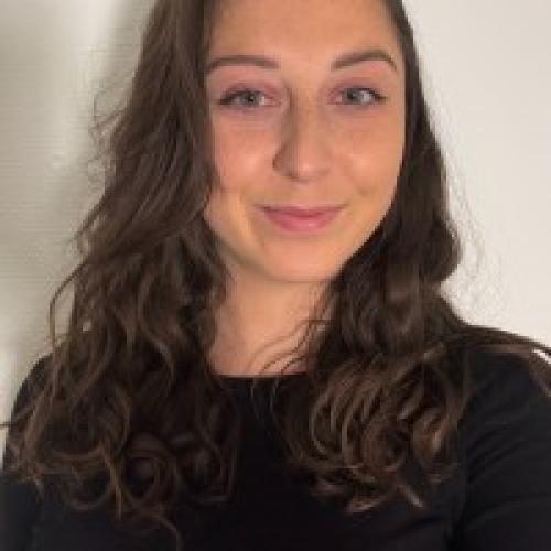 Esther T. - Correction, retranscription, rédaction, relecture