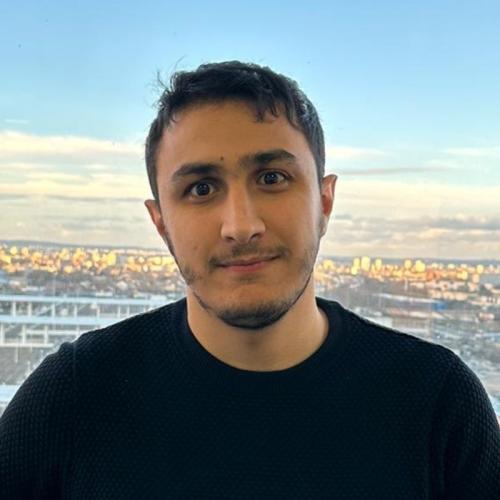 Hakim A. - Communicant et gestion e projet.