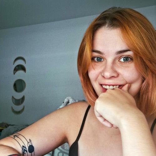 Emma L. - Graphiste