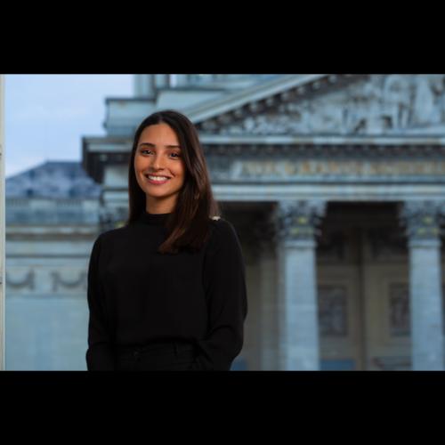 Myriam B. - Juriste