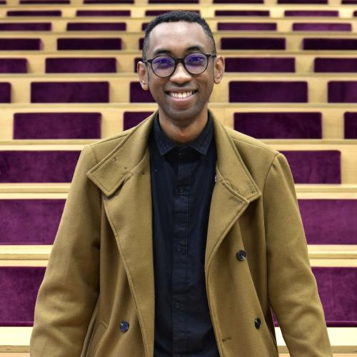 Hery R. - Consultant marketing et stratégie