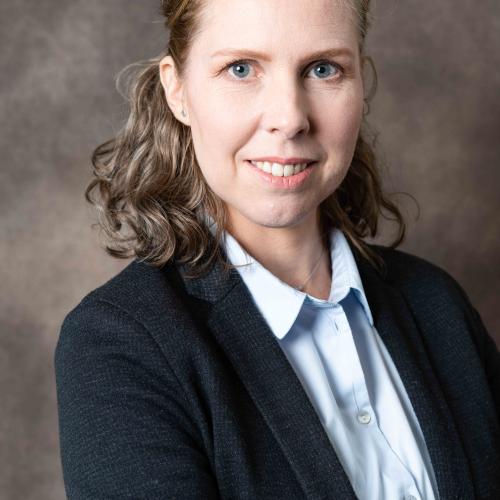 Lia D. - Consultants en Marketing B2B