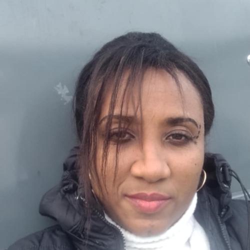 Vivian M. - Rédacteur/Marketing digital