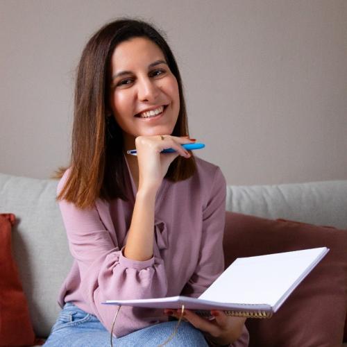 Mélina P. - Consultante communication & RP