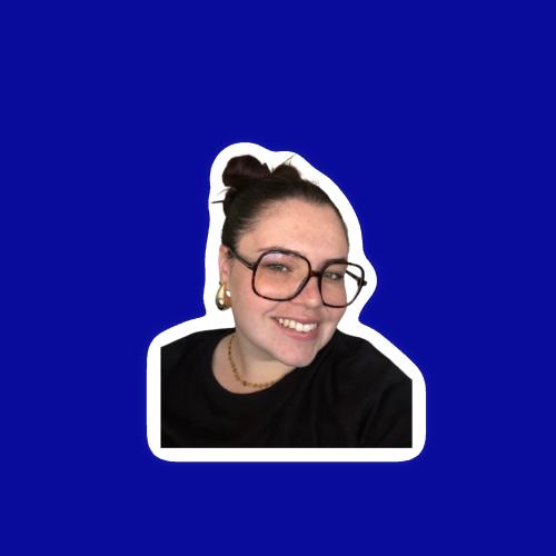 Romane M. - Social média manager & graphiste