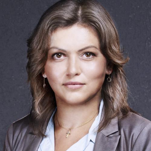 Alise S. - Réalisatrice vidéo spécialisée en contenu promotionnel
