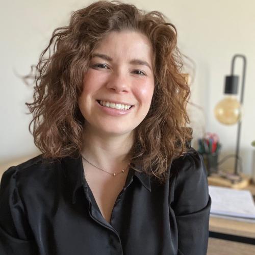 Elora Q. - Rédactrice & Content manager