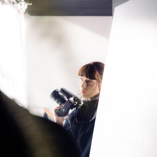 Clara C. - Réalisatrice, Photographe et Community Manager