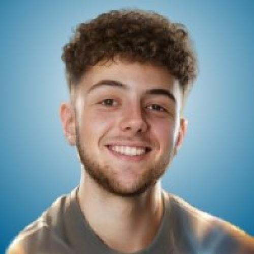 Julien M. - Monteur Vidéo - Graphic Designer