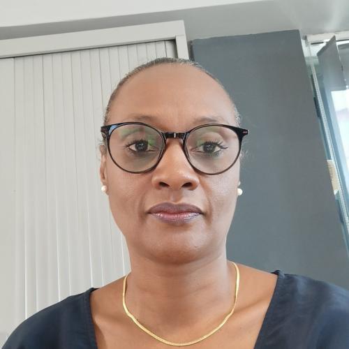 France-may M. - Assistante administrative et comptable