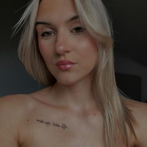 Loane B. - Community manager